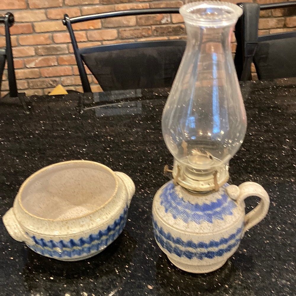 Owens handmade pottery 
Oil lamp
1.5 quart casserole w/ no lid 
No chips/damage